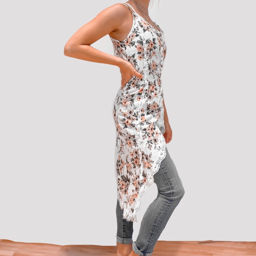 Floral High Low Top